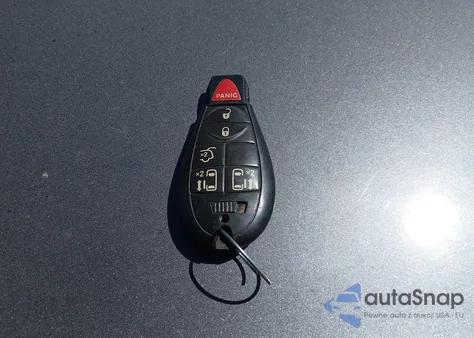 2015 Chrysler Town & Country Touring from USA, damaged, VIN 2C4RC1BG7FR595197